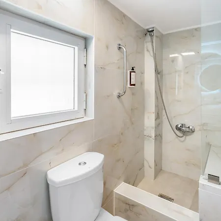 Doliva Anthi Private Jacuzzi אגיוס גורדיוס