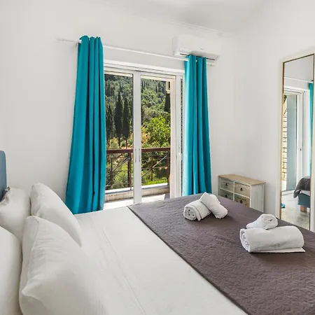 Doliva Anthi Private Jacuzzi