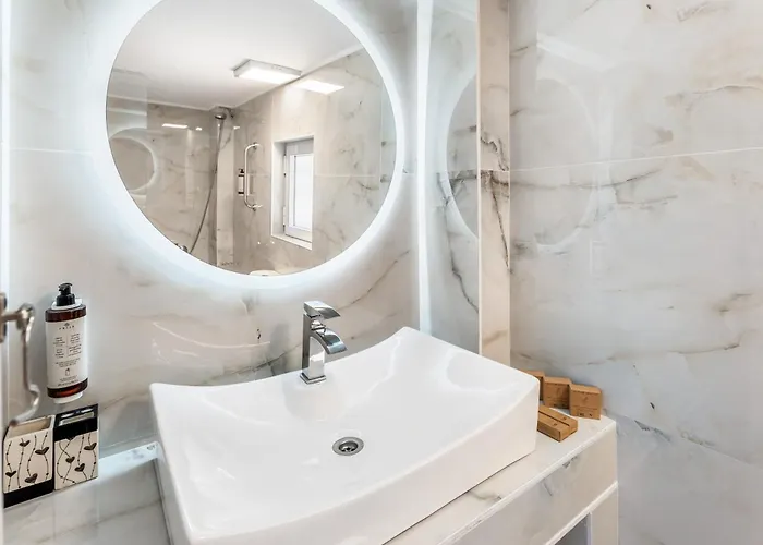 Doliva Anthi Private Jacuzzi