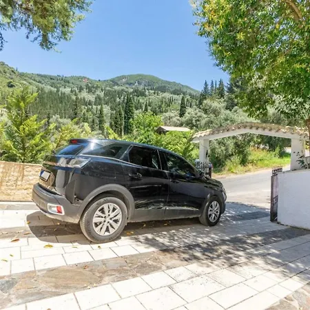 Апартаменты Doliva Anthi Private Jacuzzi Агиос-Гордиос