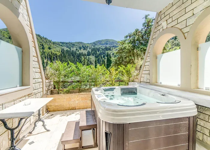 Doliva Anthi Private Jacuzzi アギオス・ゴルディオス